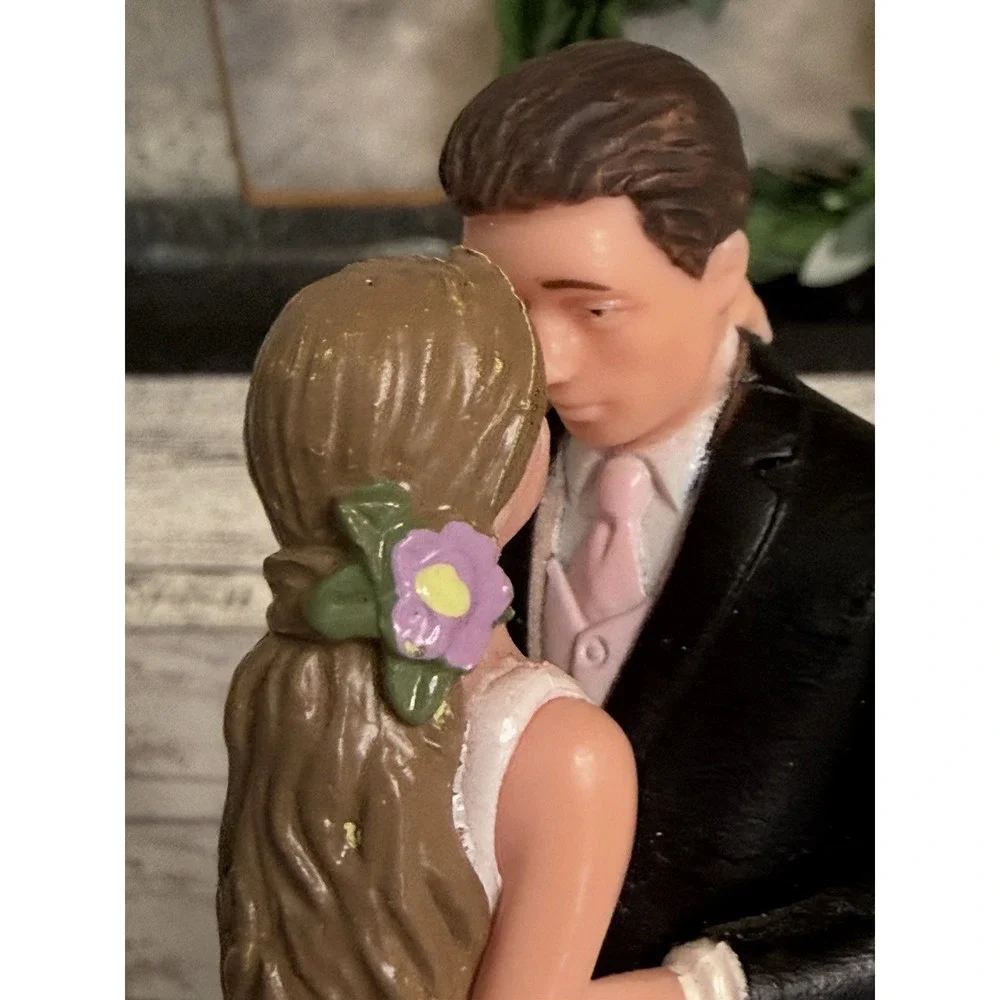Vintage Bride and Groom 4.5